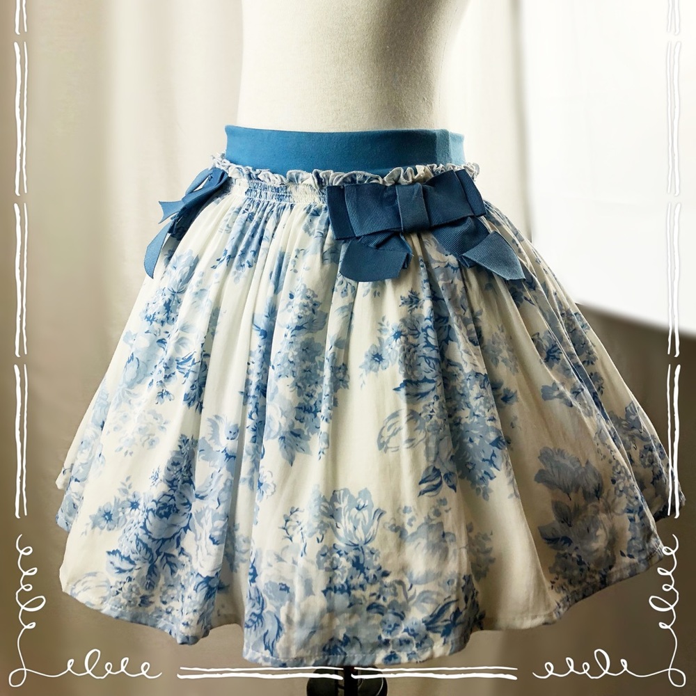 Roem Girls kids white gathering skirt / blue bows